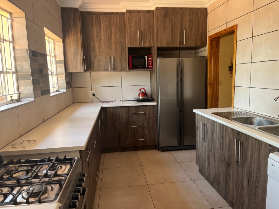 To Let 3 Bedroom Property for Rent in Stilfontein North West